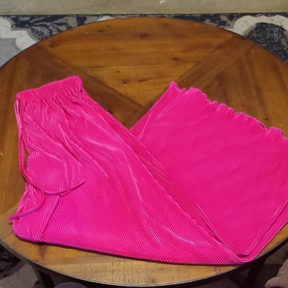 SHEIN Fuchsia Pleated Wide Leg Pants